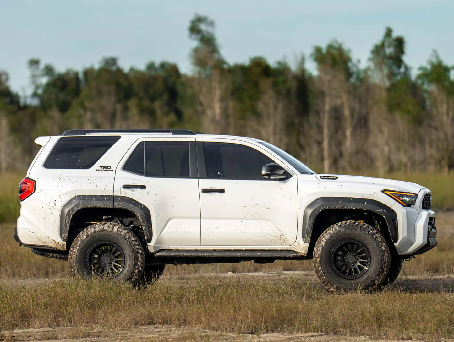 Dirt King 2.5 Coilovers | DCA Remote Reservoir - 25+ 4Runner