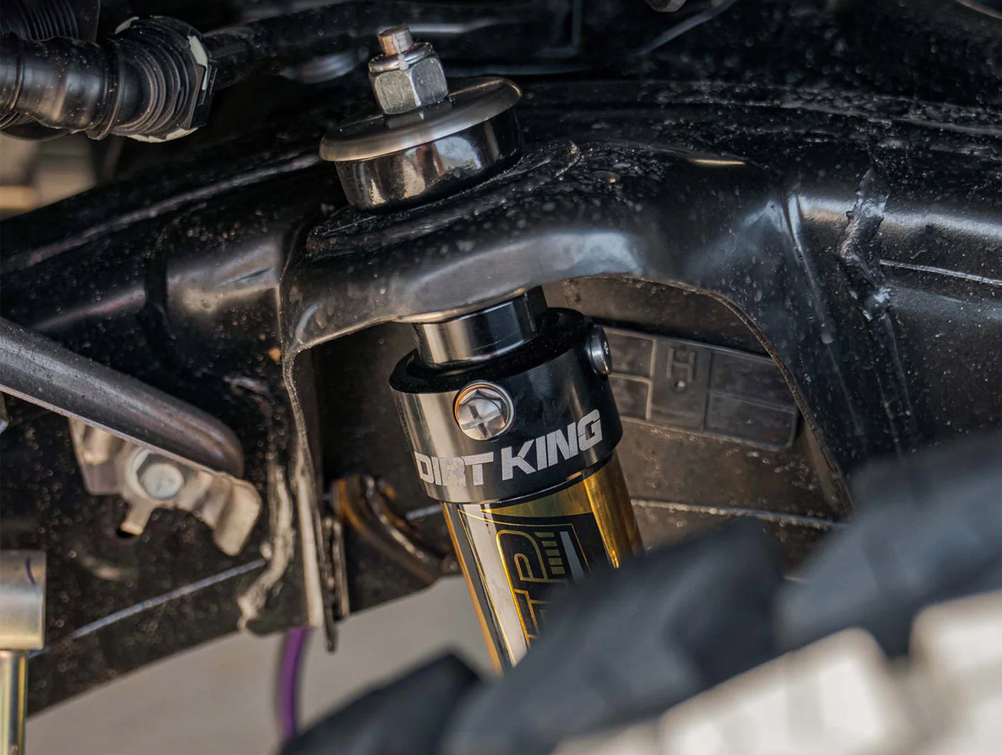 Dirt King MT Trail Runner Kit - 24+ Tacoma