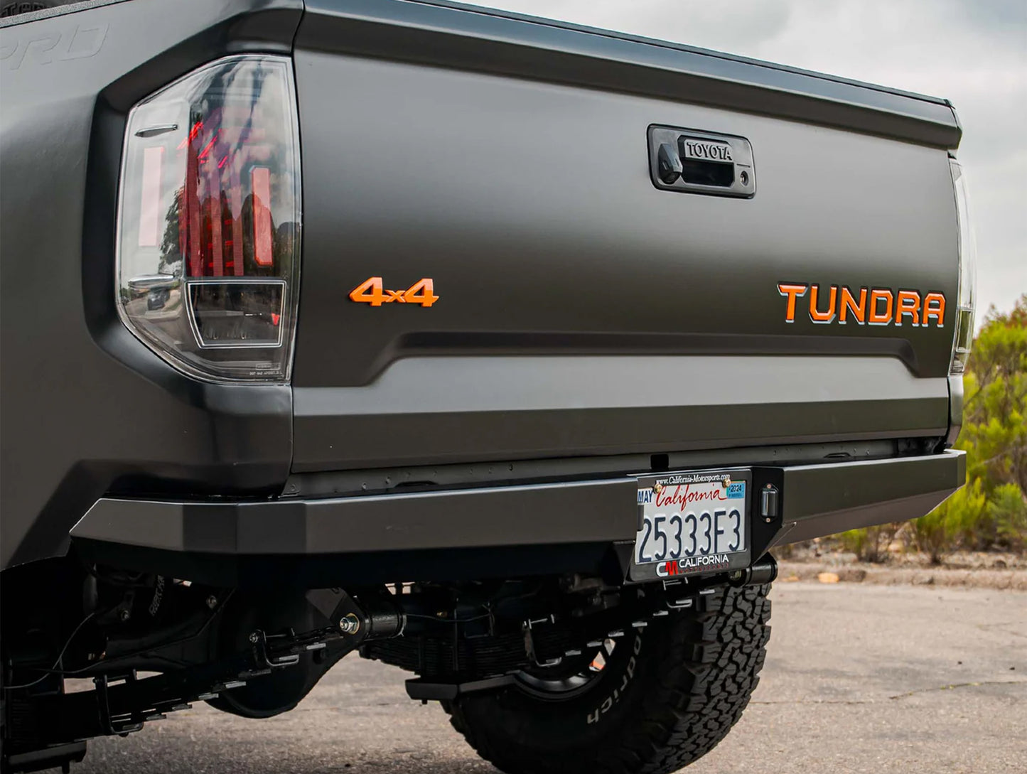 Dirt King Plate Rear Bumper - 14-21 Tundra