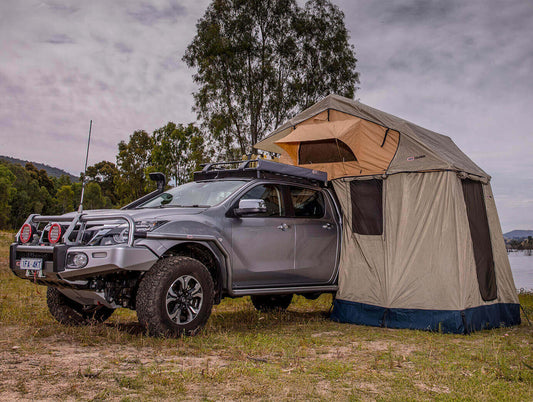 ARB Simpson III Rooftop Tent with Annex