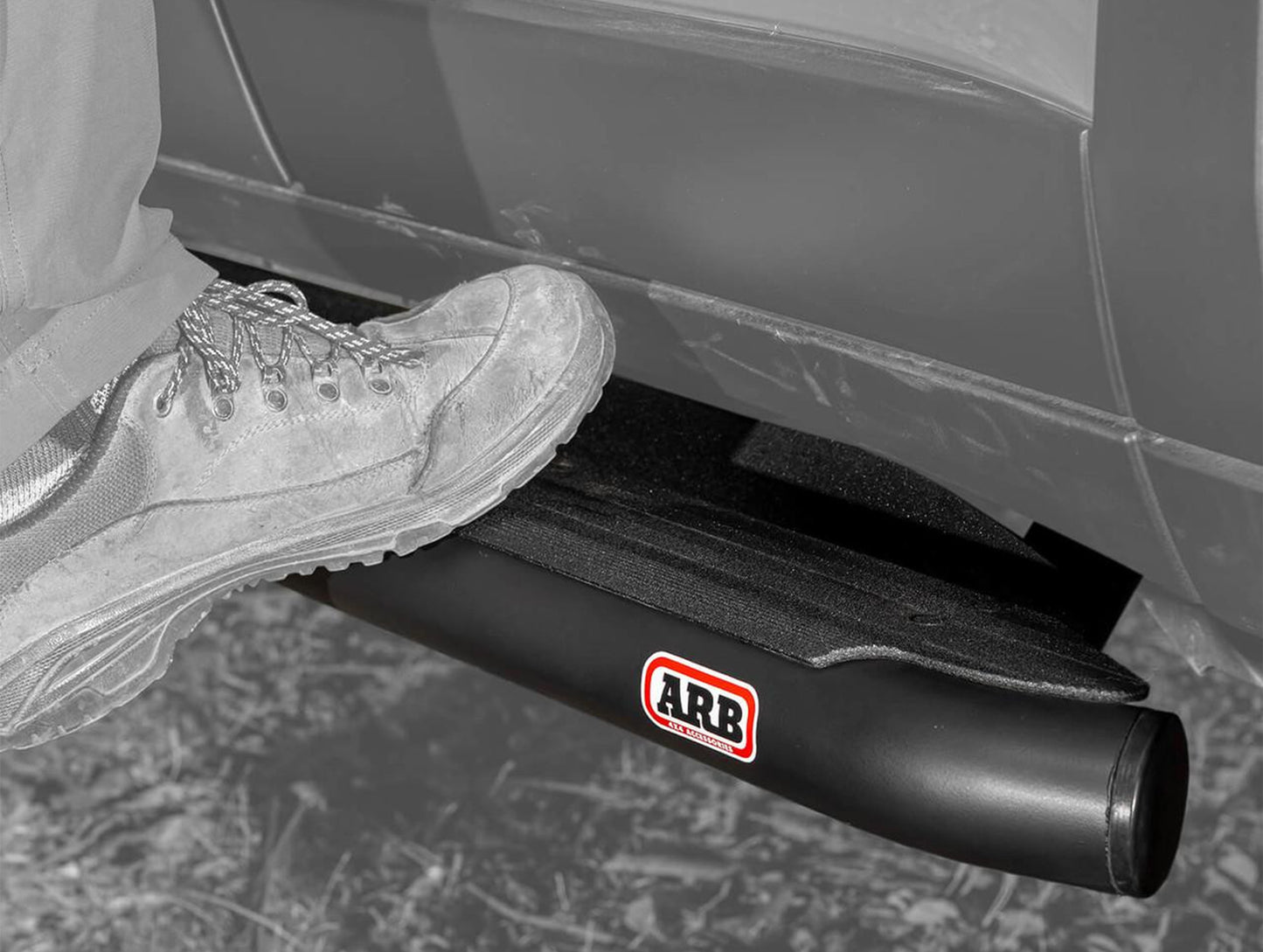 ARB Summit Side Step Kit - 24+ Land Cruiser