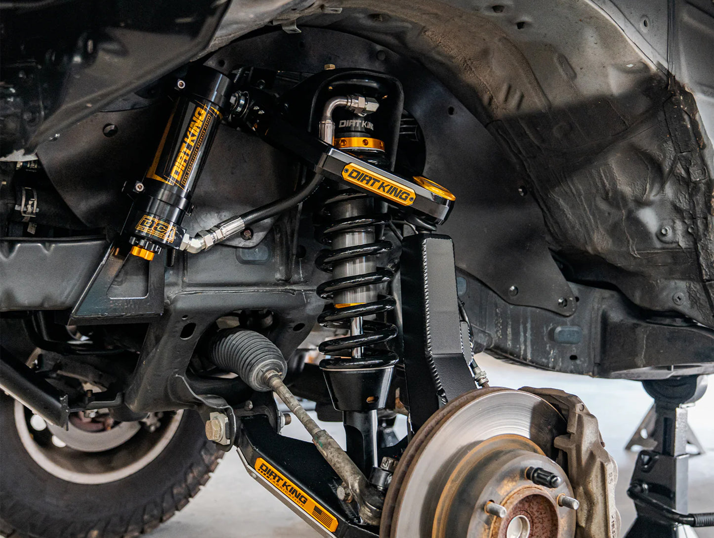 Dirt King 2.5 Coilovers | DCA Remote Reservoir - 05-23 Tacoma