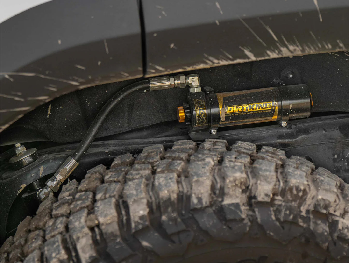 Dirt King 2.5 Smooth Body Shocks | DCA Remote Reservoir - 25+ 4Runner