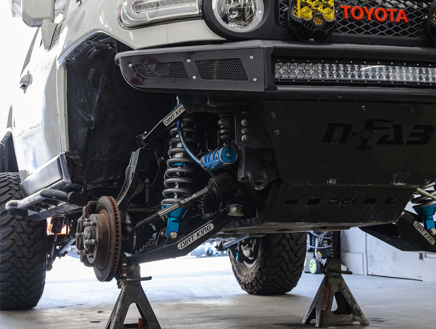 Dirt King Long Travel Kit - 03-24 4Runner / 07-14 FJ Cruiser / 03-09 GX470 / 10-23 GX460
