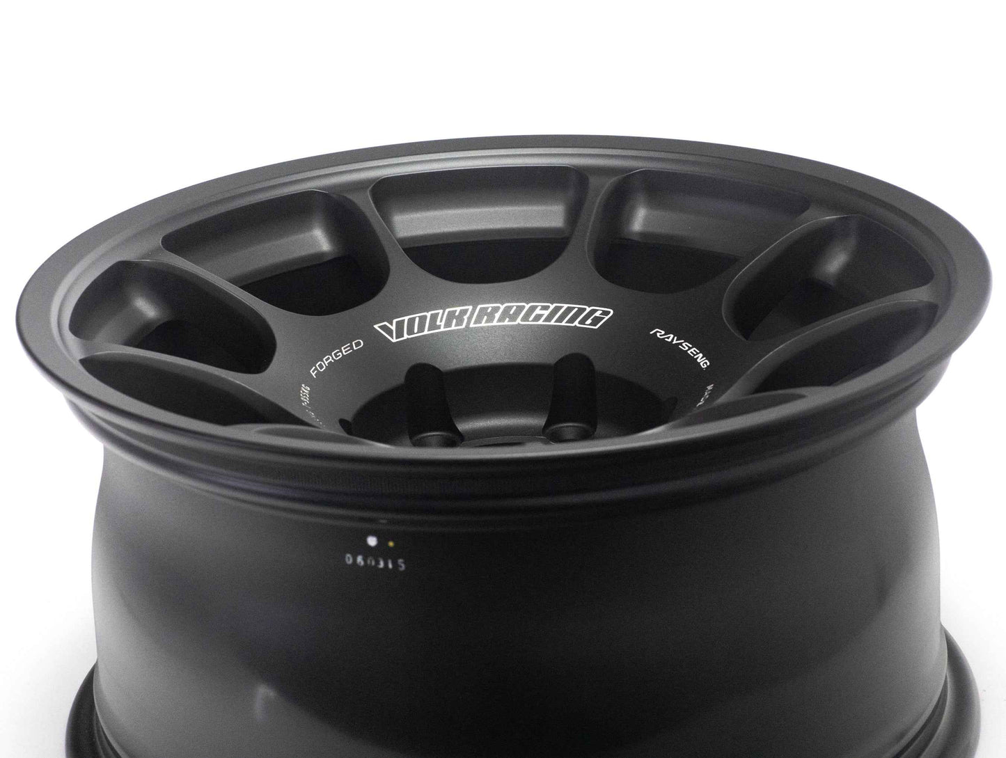 Volk Racing ZE40X Wheels 17x8.5 / 6x139
